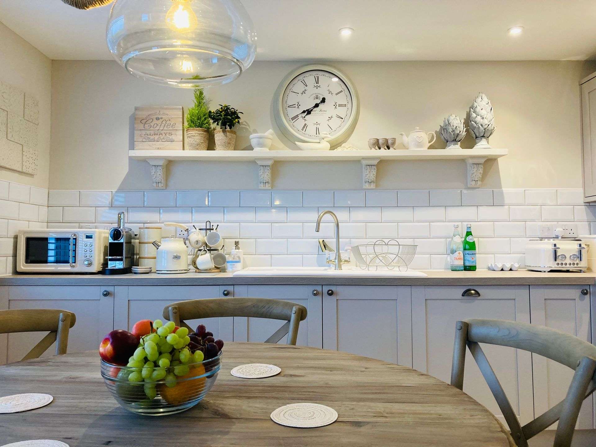 Modern kitchen in Luxury Self Catering Apartment No. 2