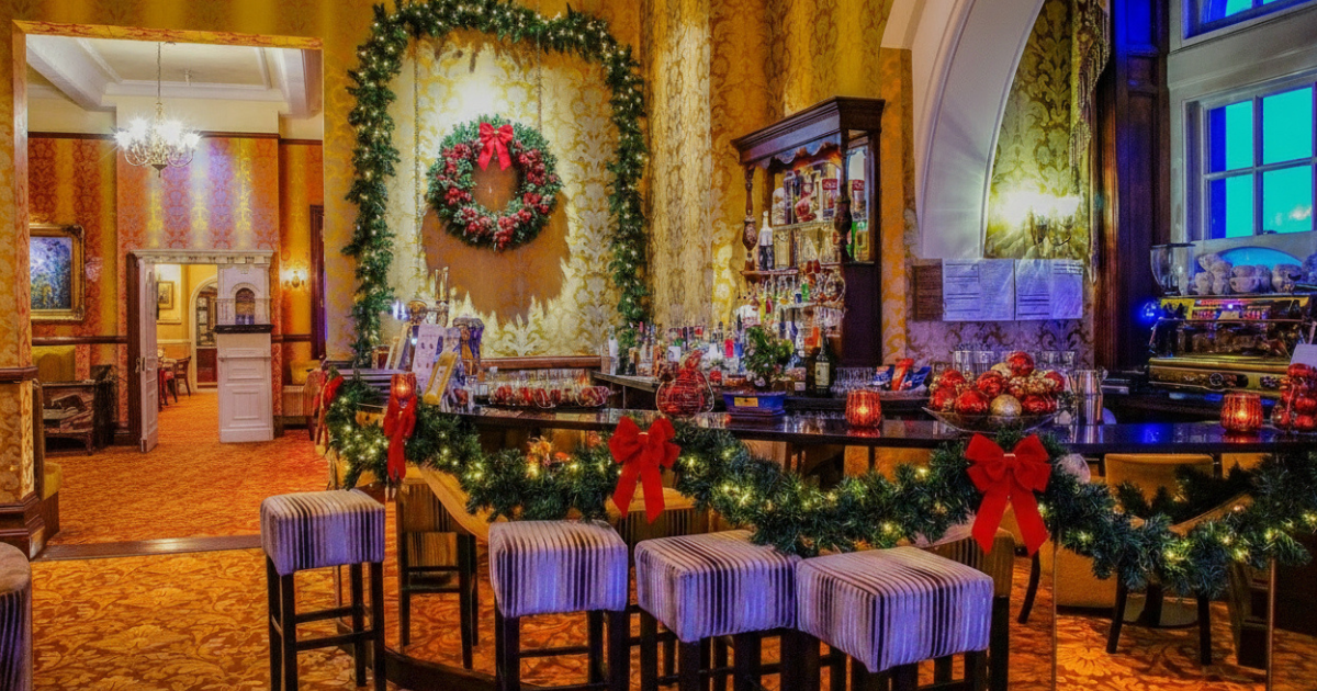 Golden age bar with christmas decorations